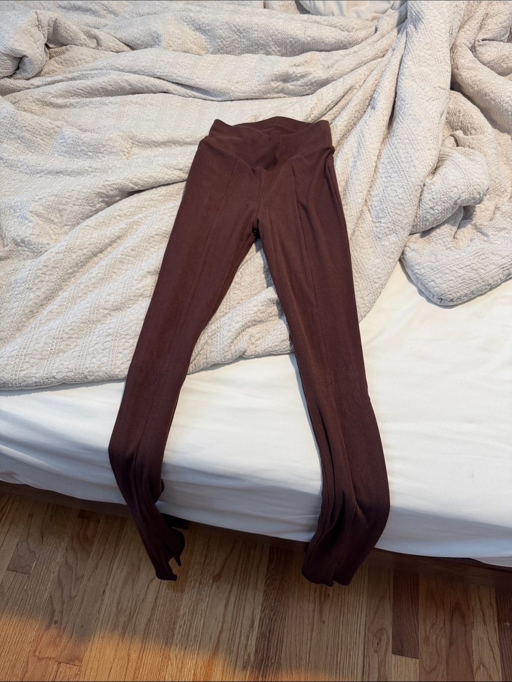 naked wardrobe Ribbed High-Waist Skinny Leggings in Chocolate Brown